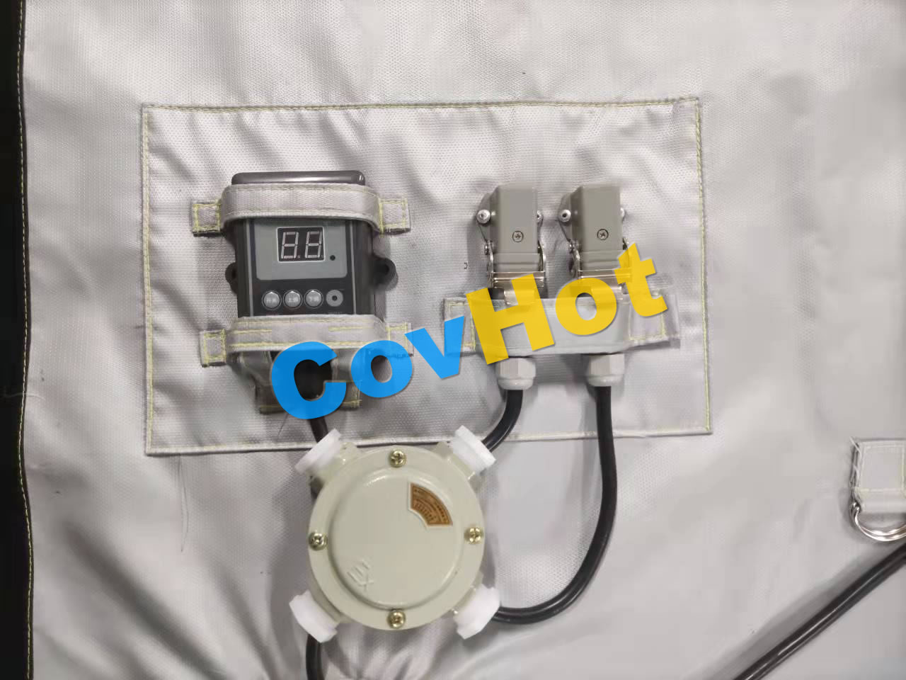 電伴熱<a href=http://www.zuizhineng.cn/e/tags/?tagname=%E4%BF%9D%E6%B8%A9%E5%A5%97 target=_blank class=infotextkey>保溫套</a>