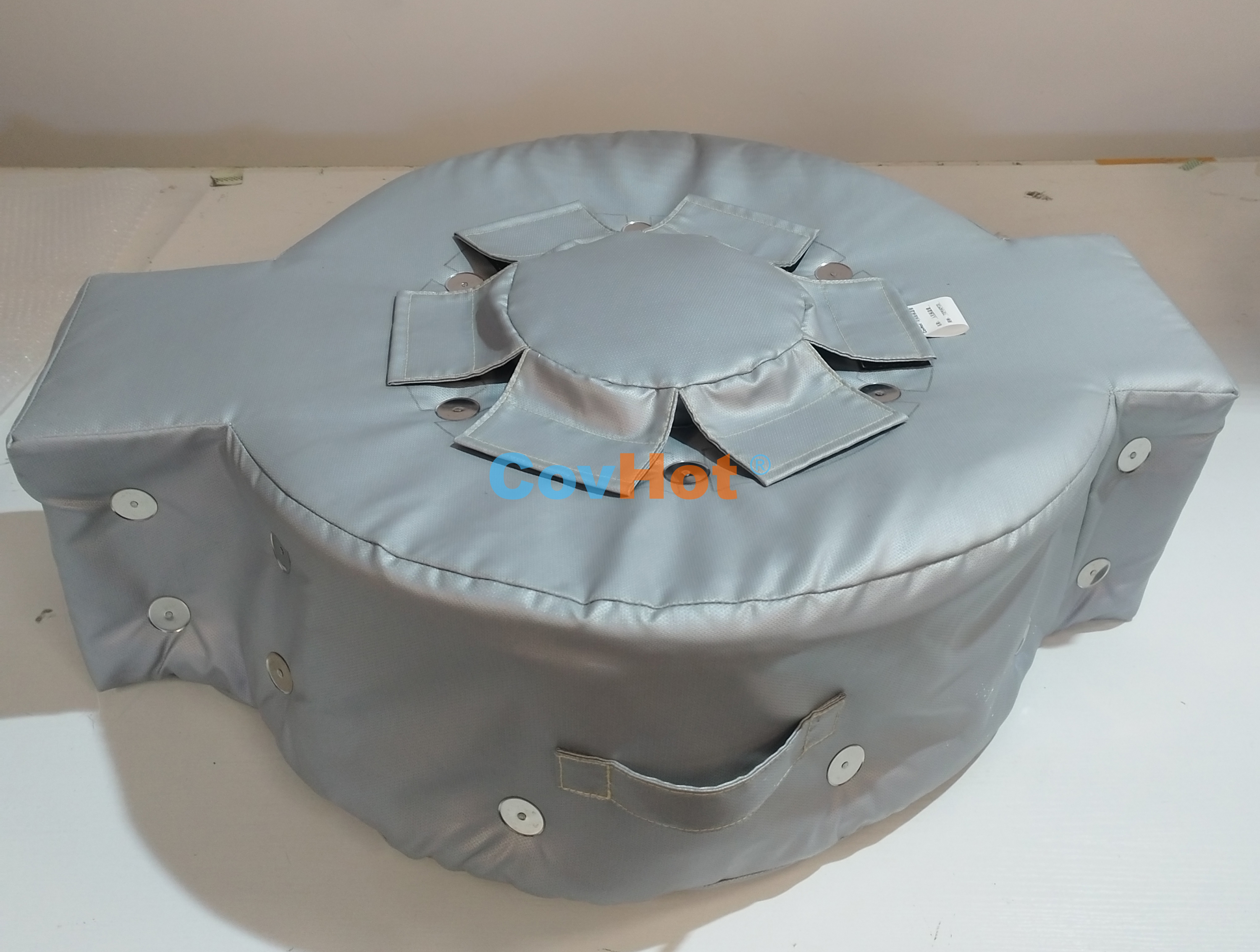 人孔<a href=http://www.zuizhineng.cn/e/tags/?tagname=%E4%BF%9D%E6%B8%A9%E9%9A%94%E7%83%AD target=_blank class=infotextkey>保溫隔熱</a>,可拆卸工業(yè)<a href=http://www.zuizhineng.cn/e/tags/?tagname=%E8%AE%BE%E5%A4%87%E4%BF%9D%E6%B8%A9 target=_blank class=infotextkey>設(shè)備保溫</a>套