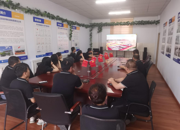 致敬勝利，共燃家國情懷——科好特科技組織員工觀看抗戰(zhàn)勝利 80 周年閱兵式